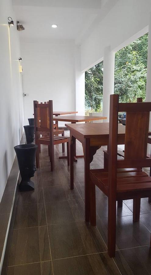 Asharo Sigiriya Villa Exterior photo